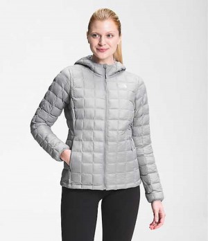 Chaqueta Plumas The North Face ThermoBall™ Eco Mujer Gris | 8076234-KL